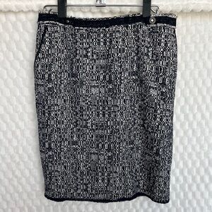 Ann Taylor Women’s Size 4 Tweed Skirt Navy Blue & White With Pockets